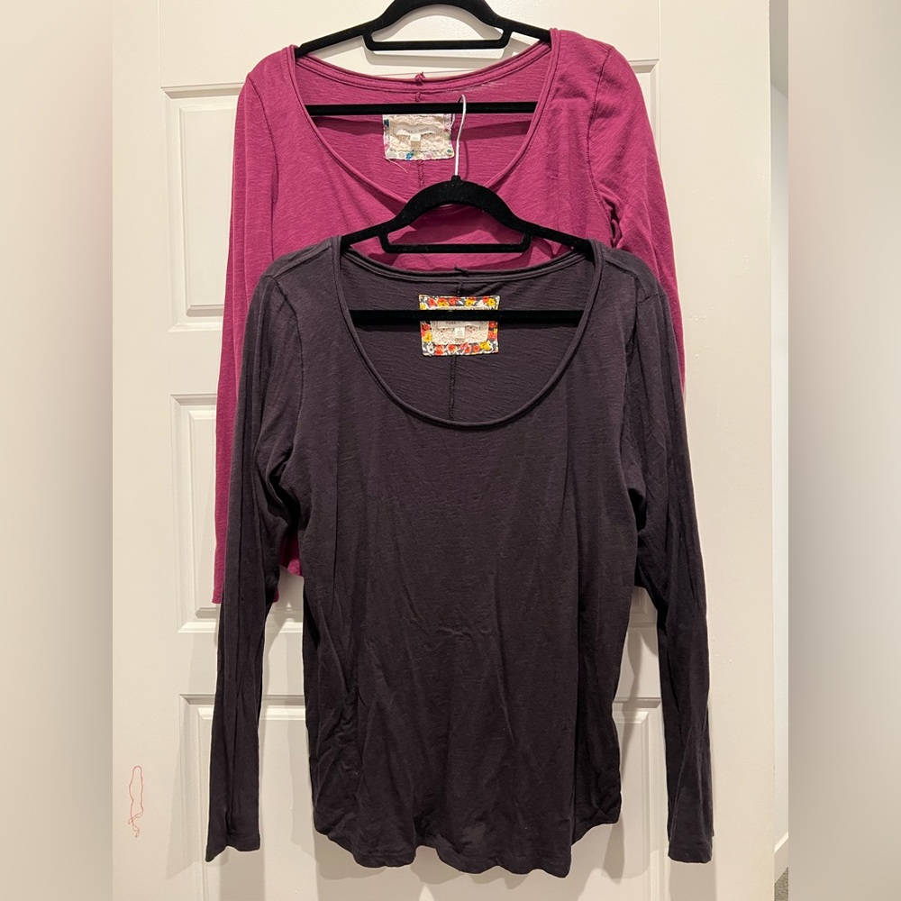 2 Pure + good Anthropologie long sleeve scoop neck tops size Large